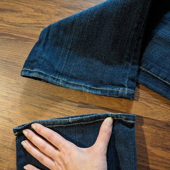 Guess Y2K style women's jeans size 30 Bootcut distressed med wash - Picture 7 of 9